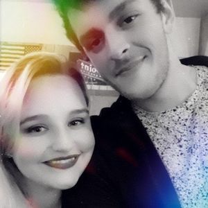 Meet your Posher, Harmony